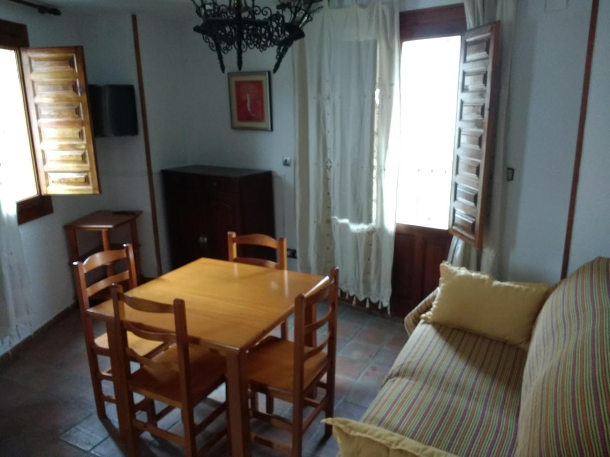 Apartamentos Asador De La Plaza Vieja Cazorla Kültér fotó